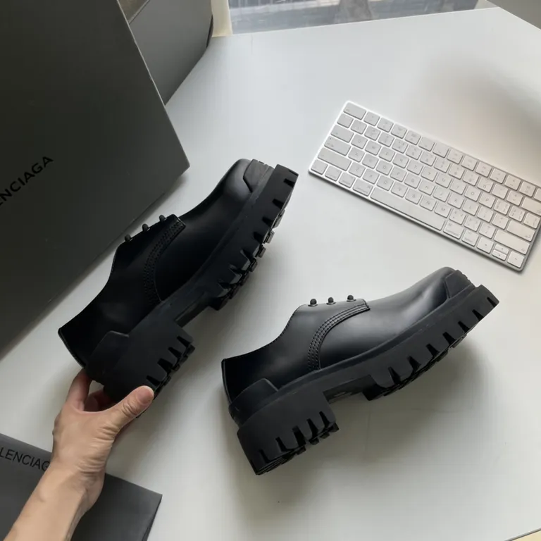 Balenciaga Shoe 